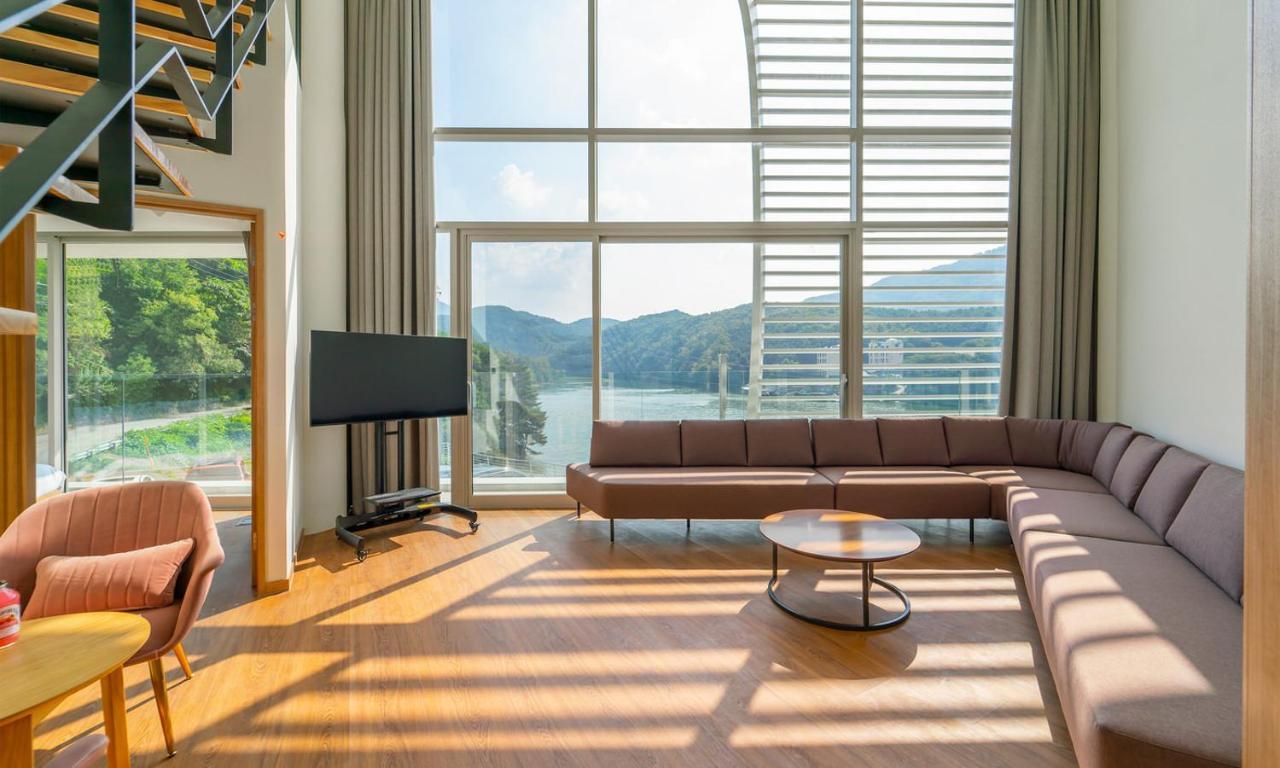 Gapyeong Suiteian Hotel&Resort Εξωτερικό φωτογραφία