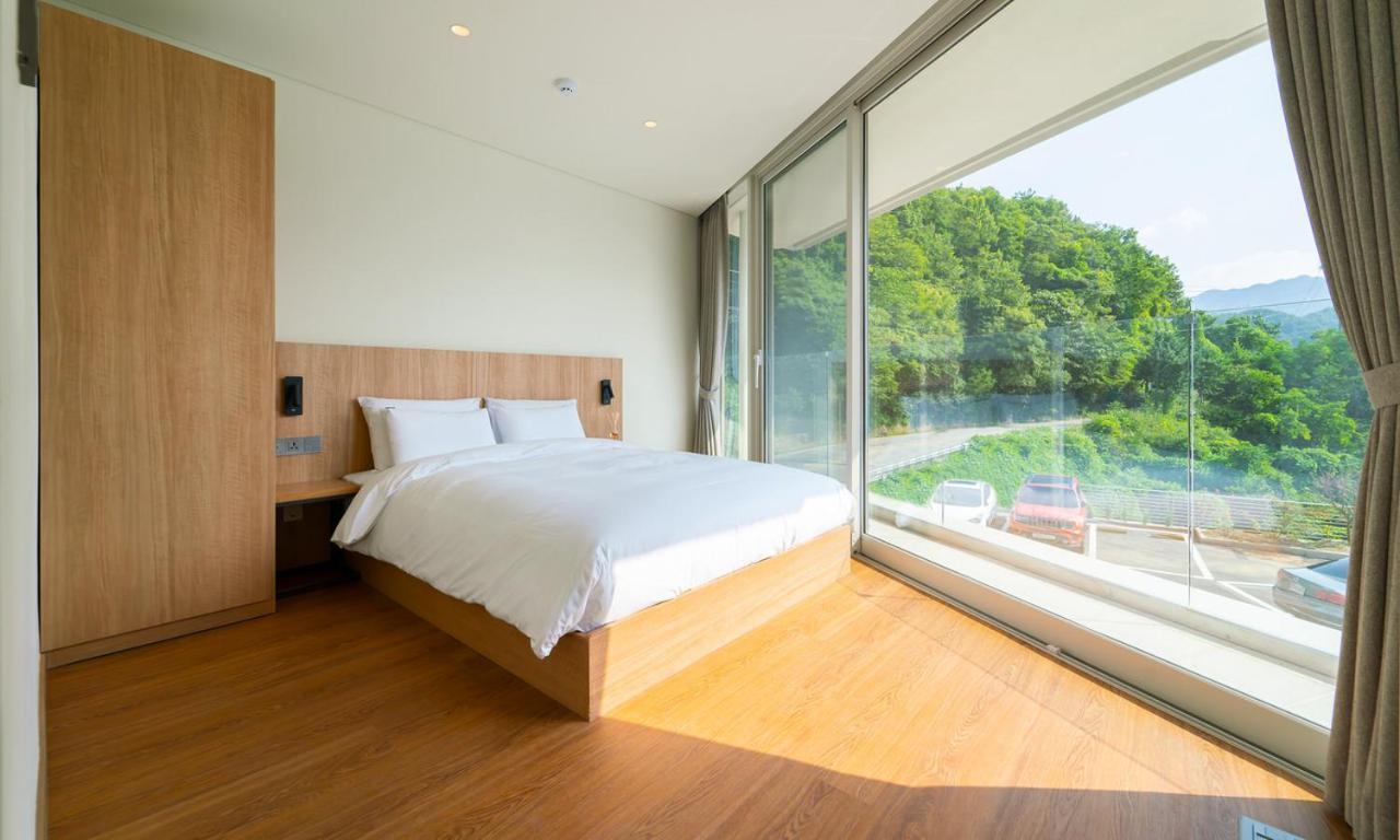 Gapyeong Suiteian Hotel&Resort Εξωτερικό φωτογραφία
