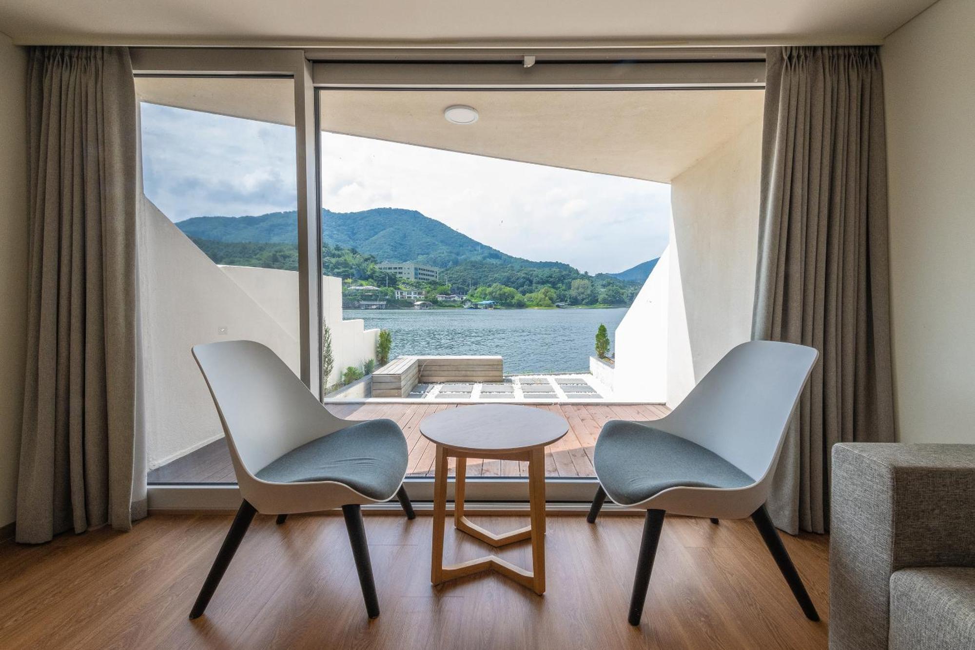 Gapyeong Suiteian Hotel&Resort Εξωτερικό φωτογραφία