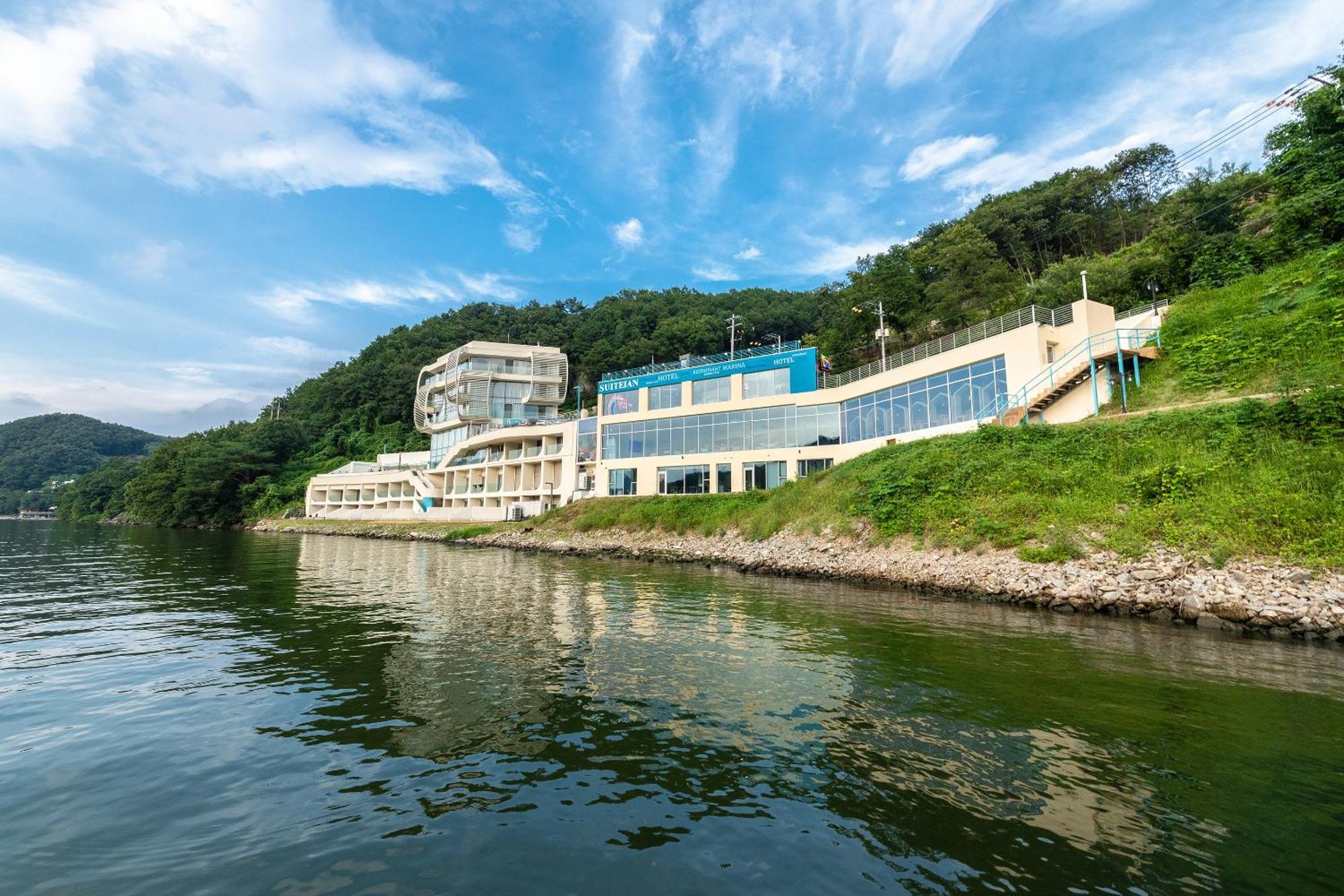 Gapyeong Suiteian Hotel&Resort Εξωτερικό φωτογραφία